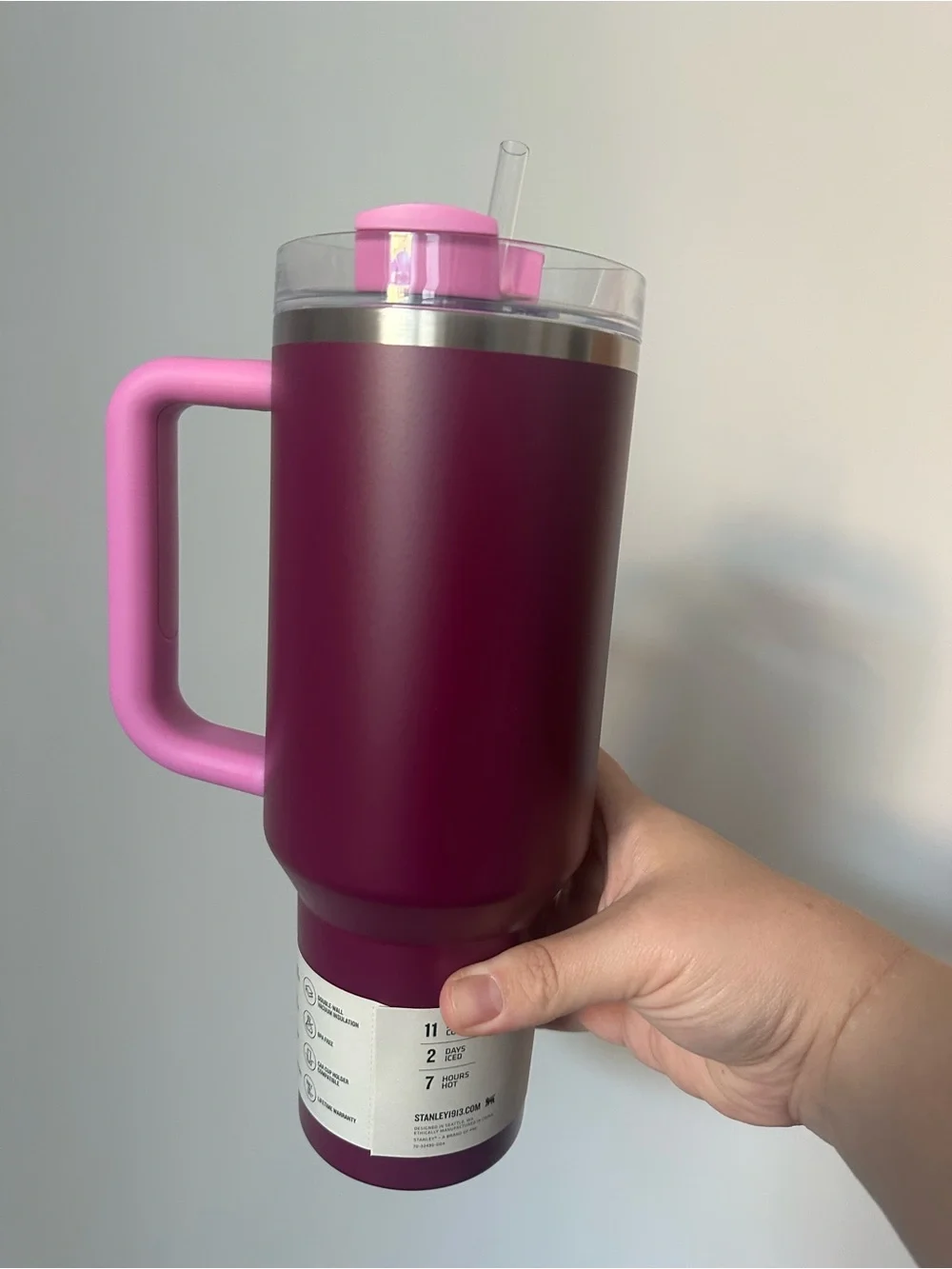 40 oz. Stanley Magenta and Pink Quencher H2 Tumbler with Handle NWT - Picture 4 of 5